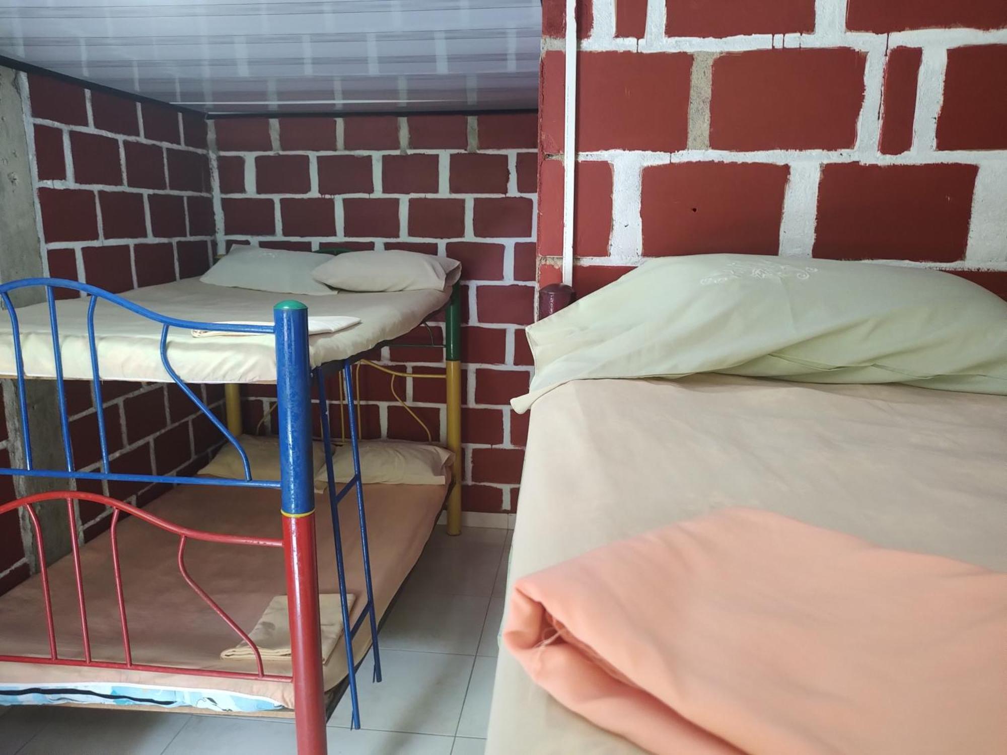 Casa Hospedaje Mayesty Hotel San Cipriano Екстериор снимка